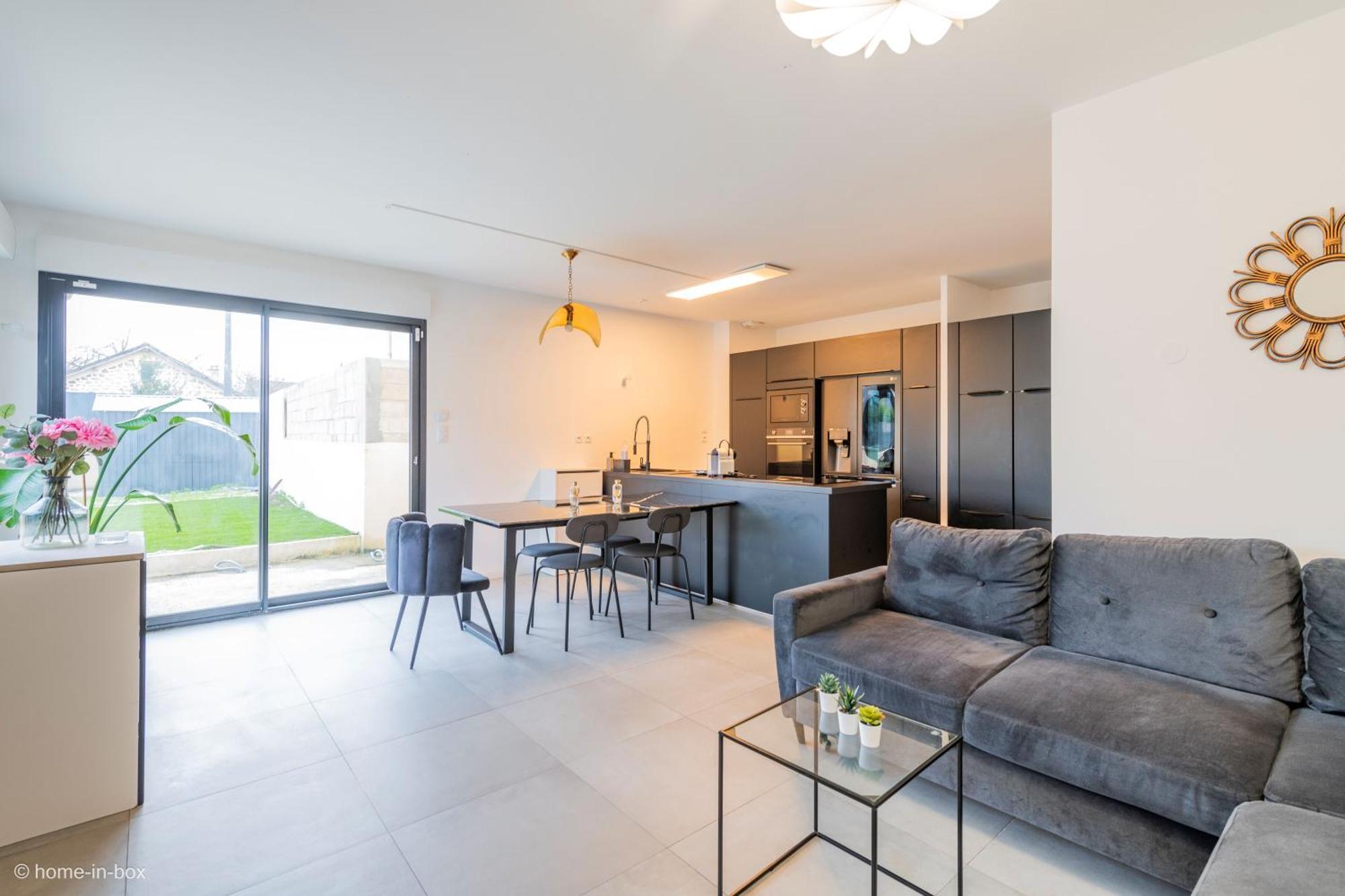 Holiday home Maison Design 2 Ch Proche Cdg, Paris
