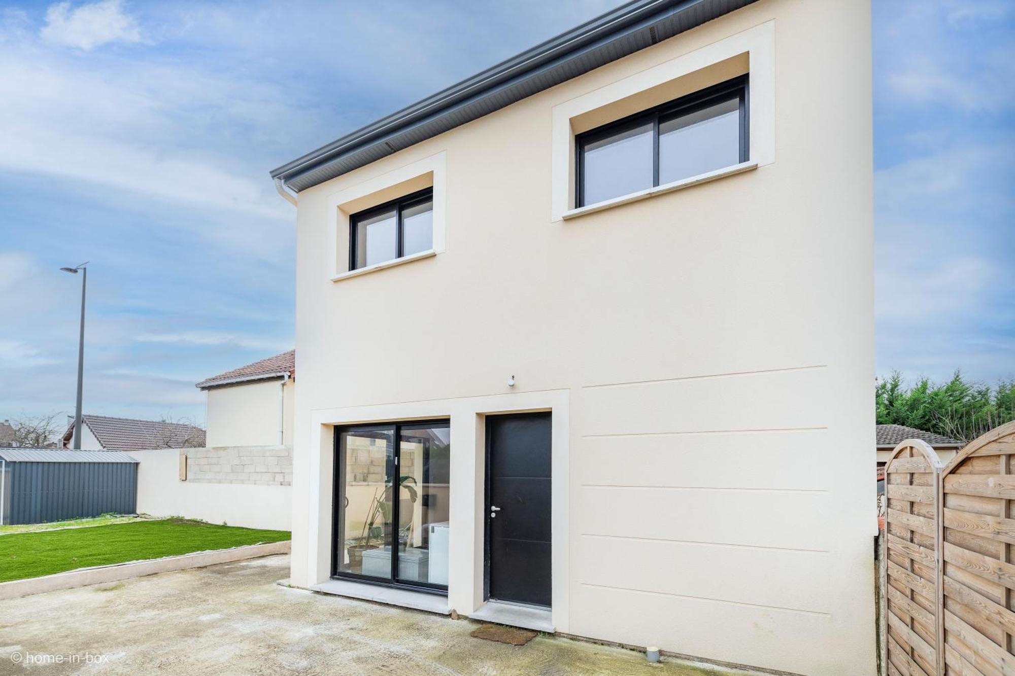 Holiday home Maison Design 2 Ch Proche Cdg, Paris