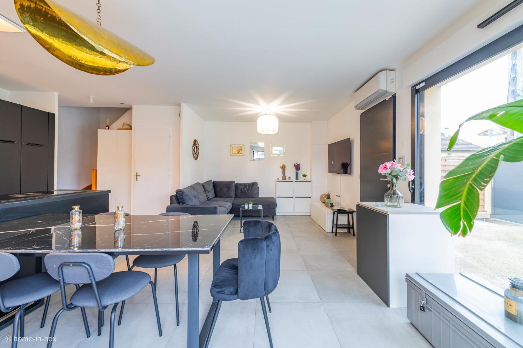 Maison Design 2 Ch Proche Cdg, Paris Holiday home *